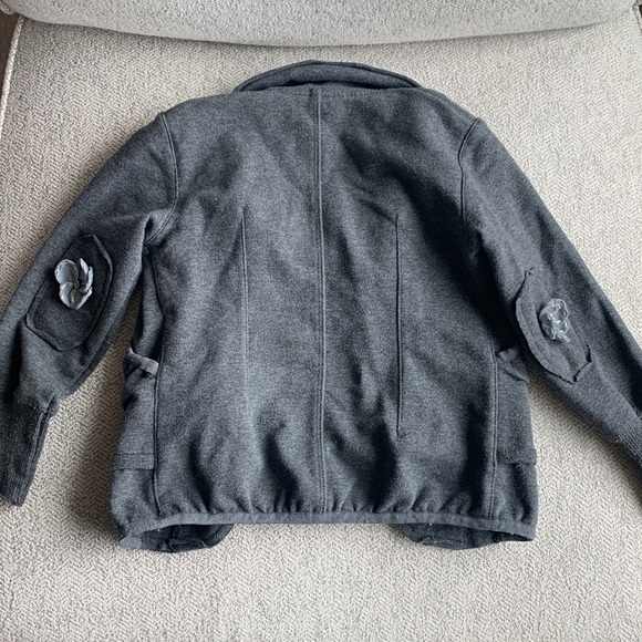 Adorable light weight blazer - Picture 3 of 7